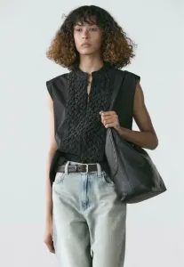 С деталью на груди, без рукавов. Massimo Dutti, Black