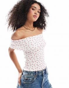 Топ Hollister с открытыми плечами и короткими рукавами белого цвета