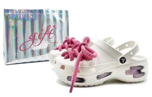 Классические платформенные клоги cloud clogs для женщин Crocs, белый