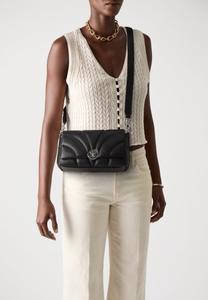 Сумка JOOP! Jeans SOAVE SHOULDERBAG , Black