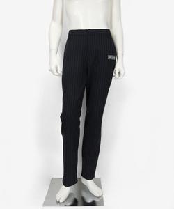 Мужские брюки с флисовой подкладкой и узором.