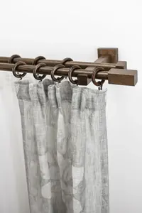 Карниз для штор GARESA "CUBUS", 2 направляющие, желаемая длина, комплект для штор, выдвижной, кнопка с квадратным концом, с кольцами 130 см, Ø 20 мм, цвет nussbaum