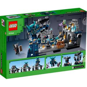 Конструктор Deep Dark Battle 21246 LEGO