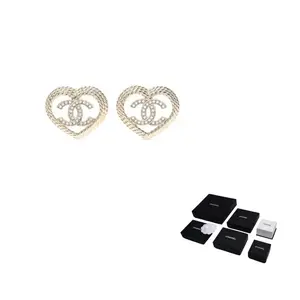 Позолоченные серьги Women's Gold CHANEL, золотой