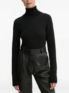 Свитер с длинными рукавами и воротником-гольф Aeron, черный