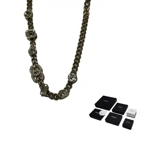 CHANEL Золотое ожерелье для женщин