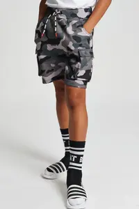 Шорты карго с камуфляжным принтом 'Revolve' Beat Boyz Club, серый