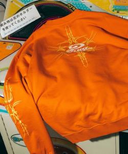 Свитшот с круглым вырезом и напечатанным логотипом, изготовленный на заказ, модель 25SS