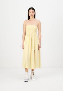 Повседневное платье STRAPLESS DROP WAIST CHANNELED MIDI DRESS Hollister Co., желтый