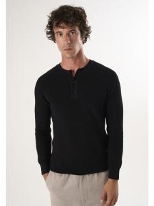 Свитер черного цвета Felix Hardy