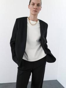 Прагa безворотниковый блейзер Mango, Black