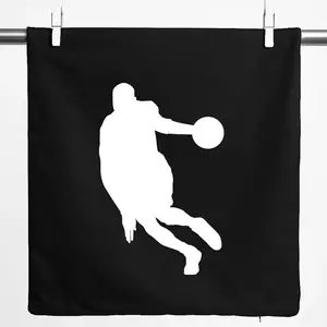 Наволочка Huuraa с изображением баскетбольного мяча, подарочная, 40x40 см, черный хлопок, баскетбольный мяч Hellweg Druckerei