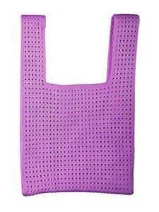 Выберите один из 2 видов вязаных сумок для женщин.