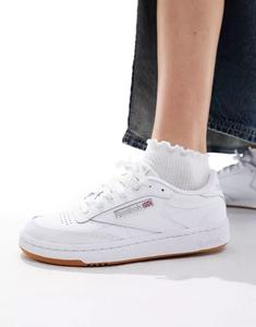 Белые кроссовки Reebok Club C 85 на резиновой подошве