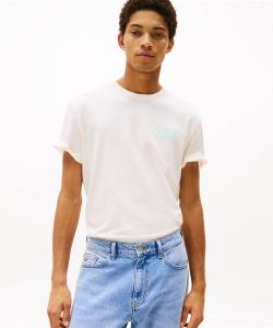 Обычная футболка с коротким рукавом и выпуклой спинкой