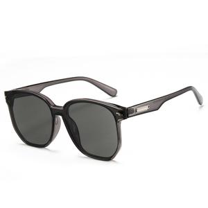CYXUS Квадратные солнцезащитные очки TR90 унисекс, Transparent Gray Frame with Gray Lens B43