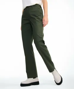 Брюки прямого кроя COOLMAX: приятные на ощупь, быстросохнущие, с охлаждающим эффектом.