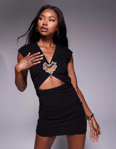 Мини-платье ASOS DESIGN из крепа-скуба с вырезом, сборками и отделкой в виде серебряных сердечек черного цвета