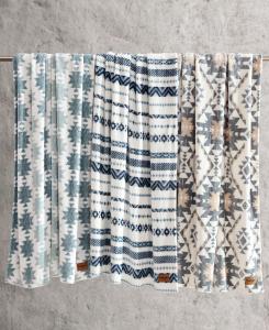 Плед из ультрамягкого плюшевого флиса Southwest, 60 x 50 дюймов Wrangler, Chambray Blue