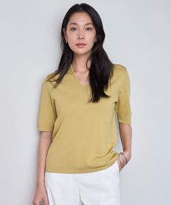 Синтетическая трикотажная футболка с коротким рукавом, пригодная для стирки.