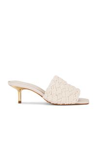 Босоножки на среднем каблуке Tiana Schutz, beige