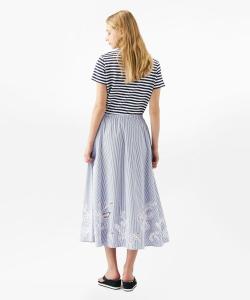 Длинная юбка с вышивкой в стиле английской вышивки