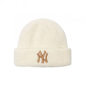 Женская шапка MLB