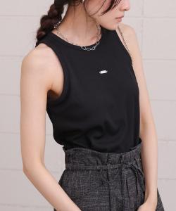 Майка в американском стиле с логотипом.