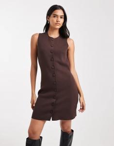 Трикотажное мини-платье Vero Moda с обтянутыми пуговицами шоколадно-коричневого цвета