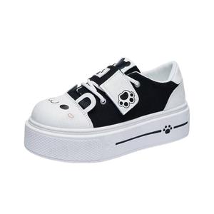 BINGO DUCK Скользоустойчивые низкие скейтерские туфли на платформе для женщин черные, цвет Black