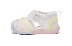 Предходовые ботиночки / пинетки для малышей DAVE&BELLA, белый