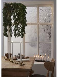 STAR Trading Светодиодная гирлянда "Анджела" теплого белого цвета - (Д)200 см