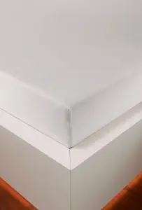 Простыня на резинке Nobel-Jersey Elastane Простыня на резинке Eberle