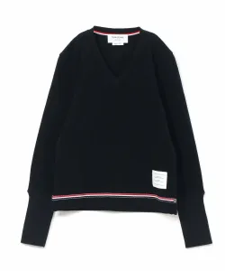 Топ с длинными рукавами и V-образным вырезом