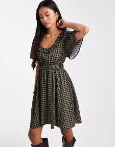 Мини-платье New Look в клетку с круглым вырезом зеленого цвета