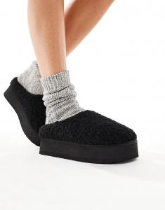 Мюли SEQWL пушистые плюшевые на плоской подошве черного цвета