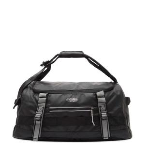 Сумка-Даффлпак, маленькая Eastpak, tarp черный reflect