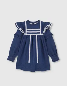 Джинсовое платье для девочки с воланами на плечах светло-голубого цвета Gocco