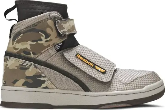 Кроссовки u.s.c.m. bug x alien stomper '40th anniversary' Reebok, коричневый
