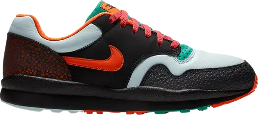 Кроссовки Nike Air Safari SE 'Supreme Tech', оранжевый