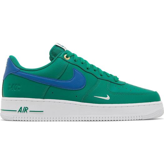 Кроссовки Nike Air Force 1 LV8, зеленый