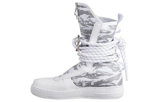 Кроссовки Nike Sf Air Force 1 High Winter Camo