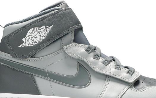Кроссовки Air Jordan 1 High FlyEase Light Smoke Grey, серый
