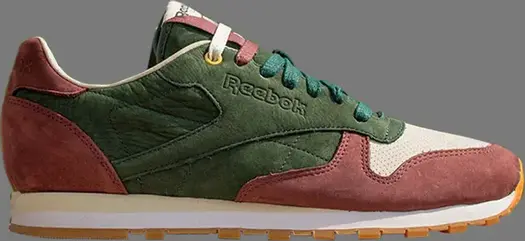 Кроссовки highs and lows x classic leather ctm 'french roast green coffee' Reebok, коричневый