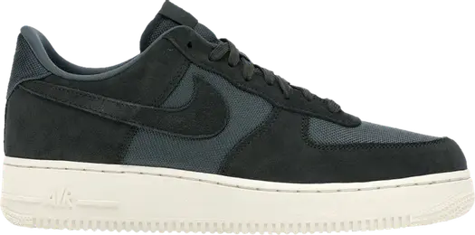 Лимитированные кроссовки Nike Air Force 1 Low '07 1 'Mineral Spruce', зеленый