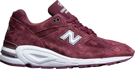 Кроссовки New Balance 990v2 Made in USA 'Bringback Suede', красный