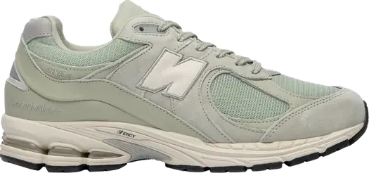 Кроссовки New Balance 2002R 'Silver Pine', зеленый