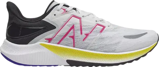 Кроссовки New Balance FuelCell Propel v3 'White Pink Glow', белый
