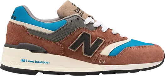 Кроссовки New Balance 997 Made in USA 'Elevated Basics', коричневый