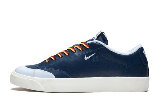 Кроссовки Nike SB Blazer Low XT, темно-синий/белый
